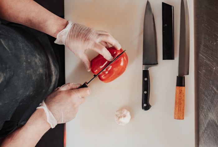 Les petits détails qui font un grand repas : pourquoi le choix des couteaux compte en cuisine ?